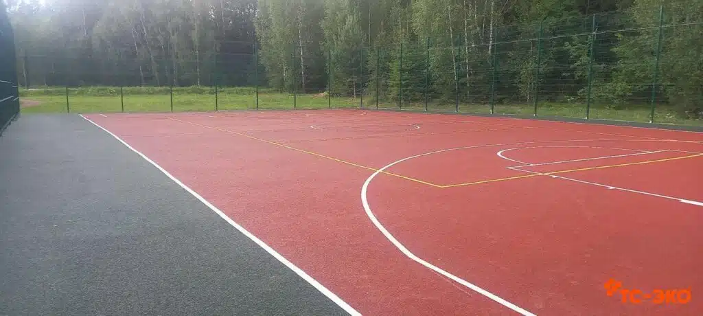 Покрытие из резиновой крошки на объекте в Улица